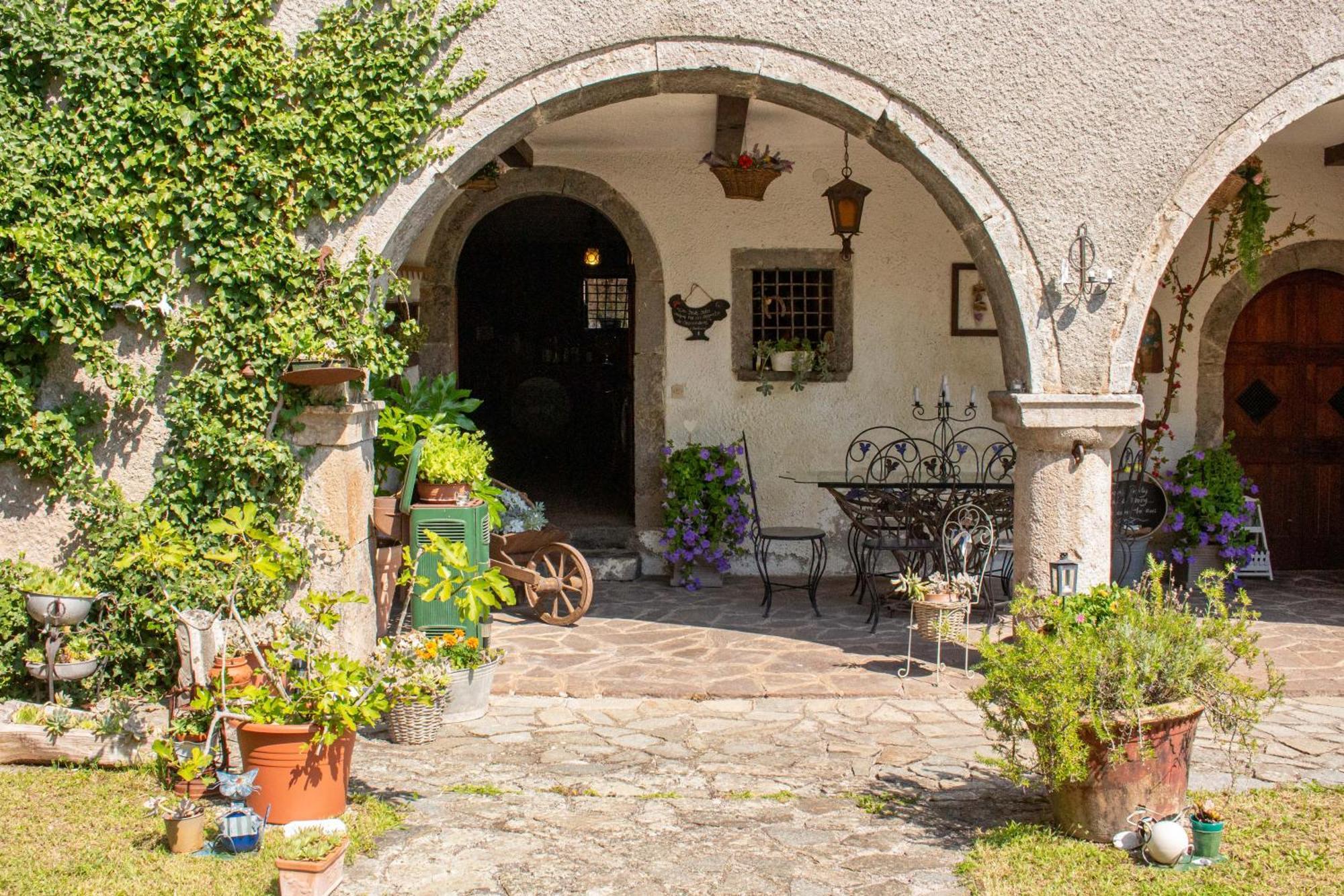 A Casa Di Gianni E Mari Bed & Breakfast Vestone Exterior photo