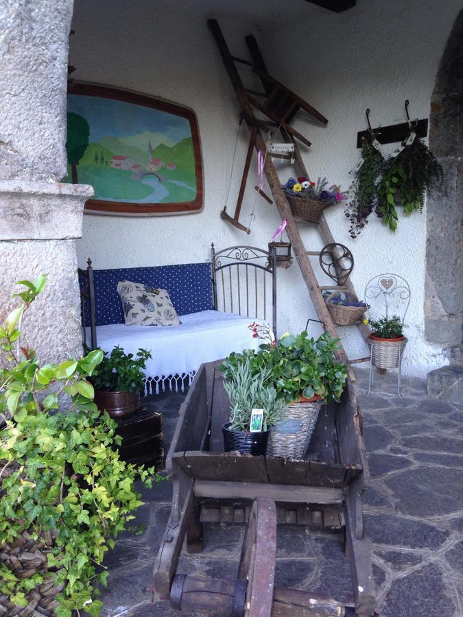 A Casa Di Gianni E Mari Bed & Breakfast Vestone Exterior photo