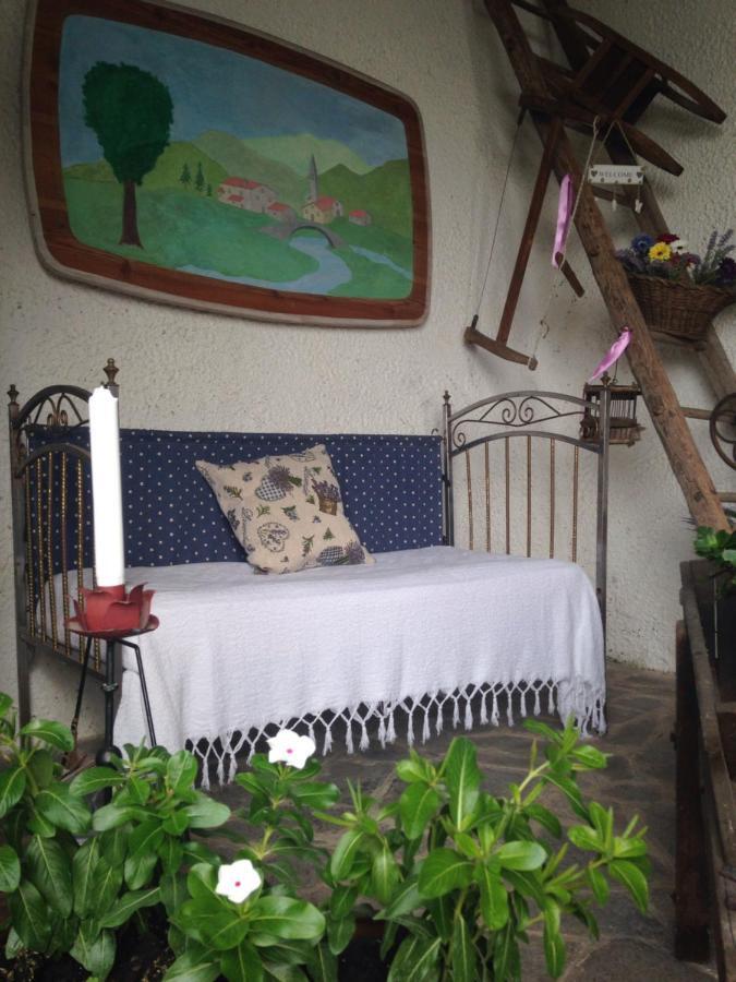 A Casa Di Gianni E Mari Bed & Breakfast Vestone Exterior photo